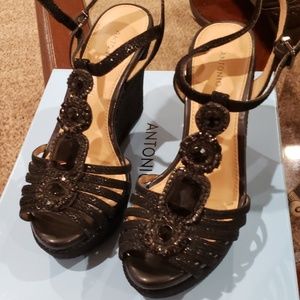 Antonio Melani Wedges